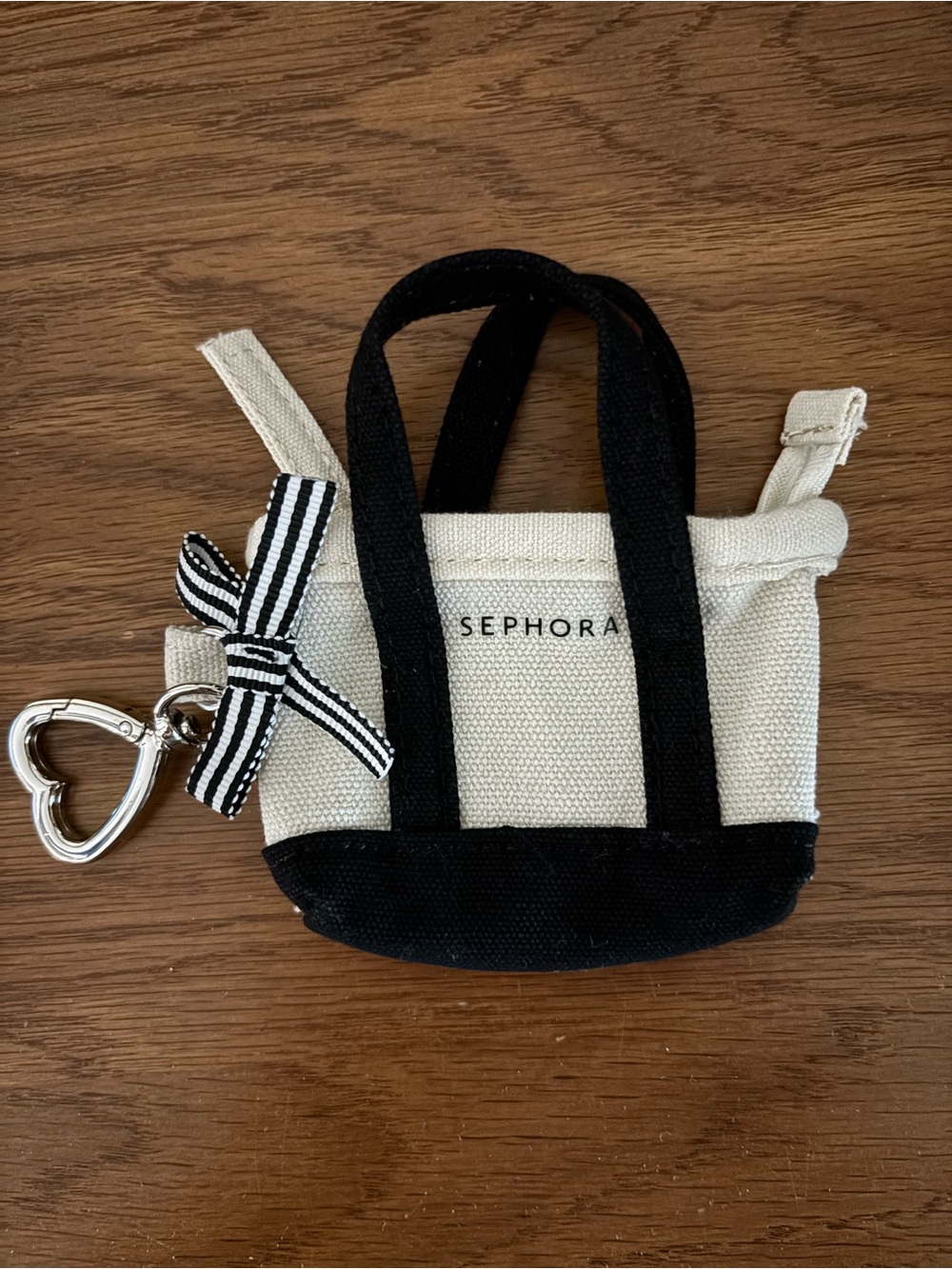 Sephora Cream and Black Mini Tote Keychain with Heart Charm
